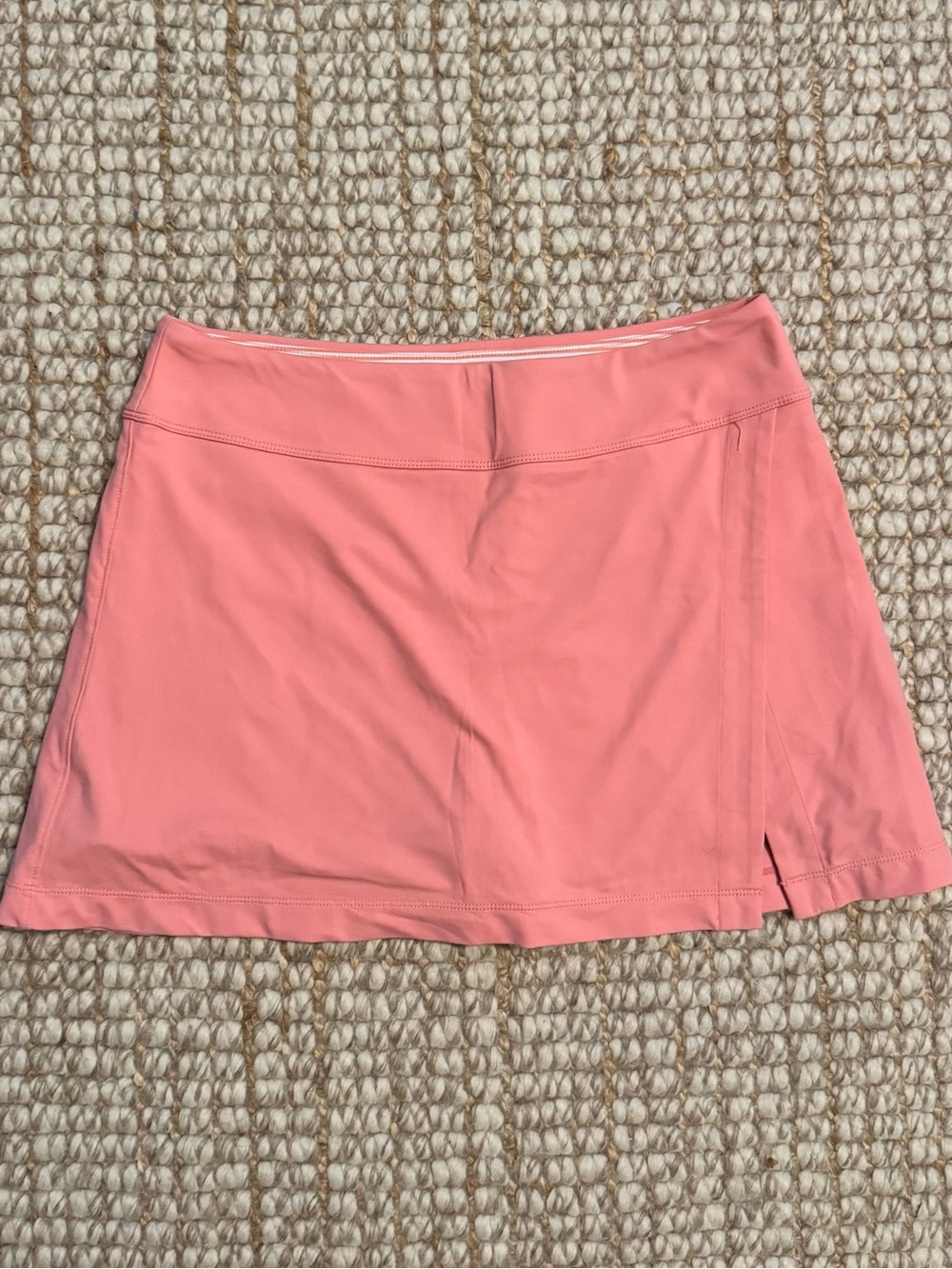 Southern Tide Aveiro performance women’s athletic skort